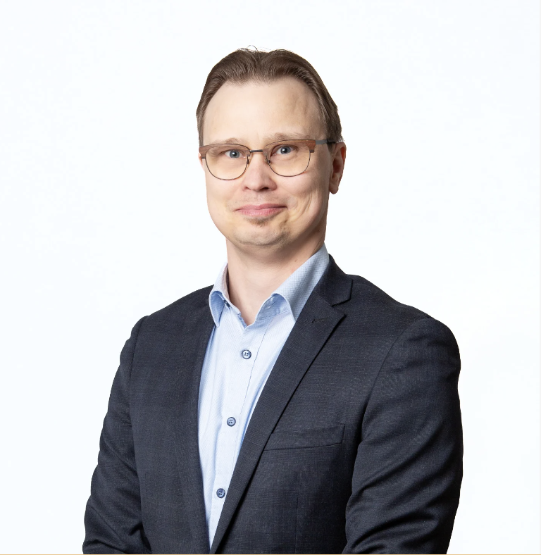 Teemu Luostari
